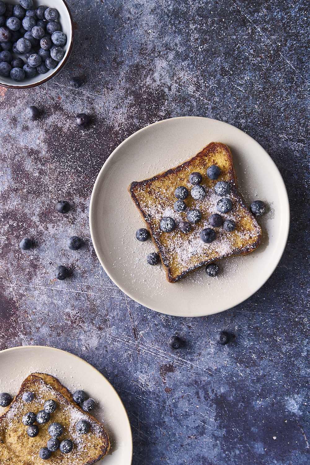 Maistoast mit Blaubeeren